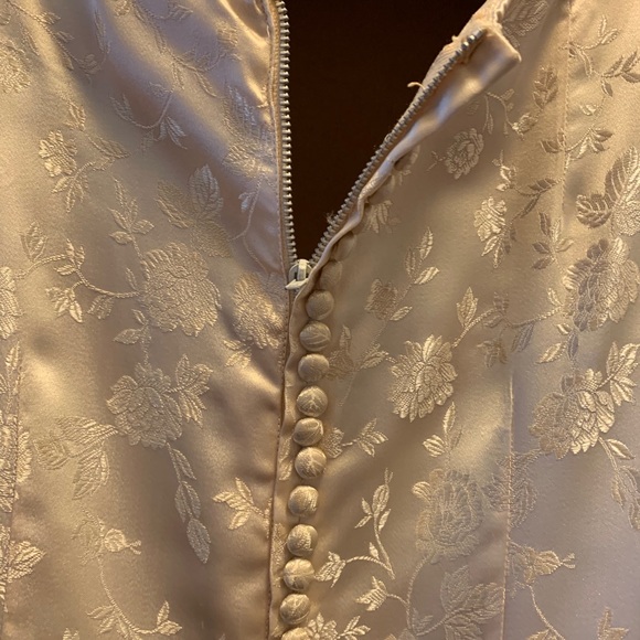 Vintage 1961 Handmade Wedding Dress w/veil sz 6-8 - Picture 14 of 16